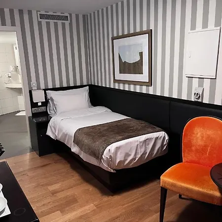Logis Ettenheim 호텔 4*