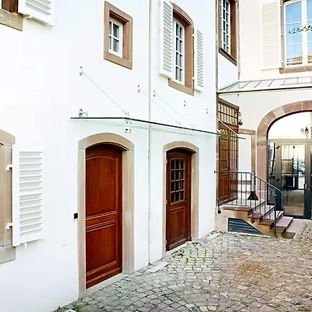 Logis Ettenheim 호텔 4*