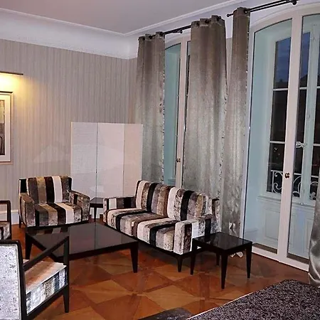 호텔 Logis Ettenheim 4*
