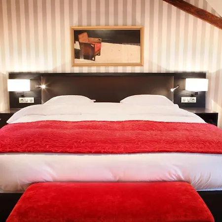 Logis Ettenheim Hotel 4*