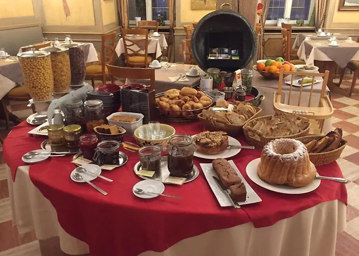 Hotel Logis Ettenheim 4*